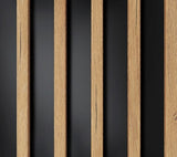 Boiserie legno WoodHarmony ® di quercia su sfondo nero