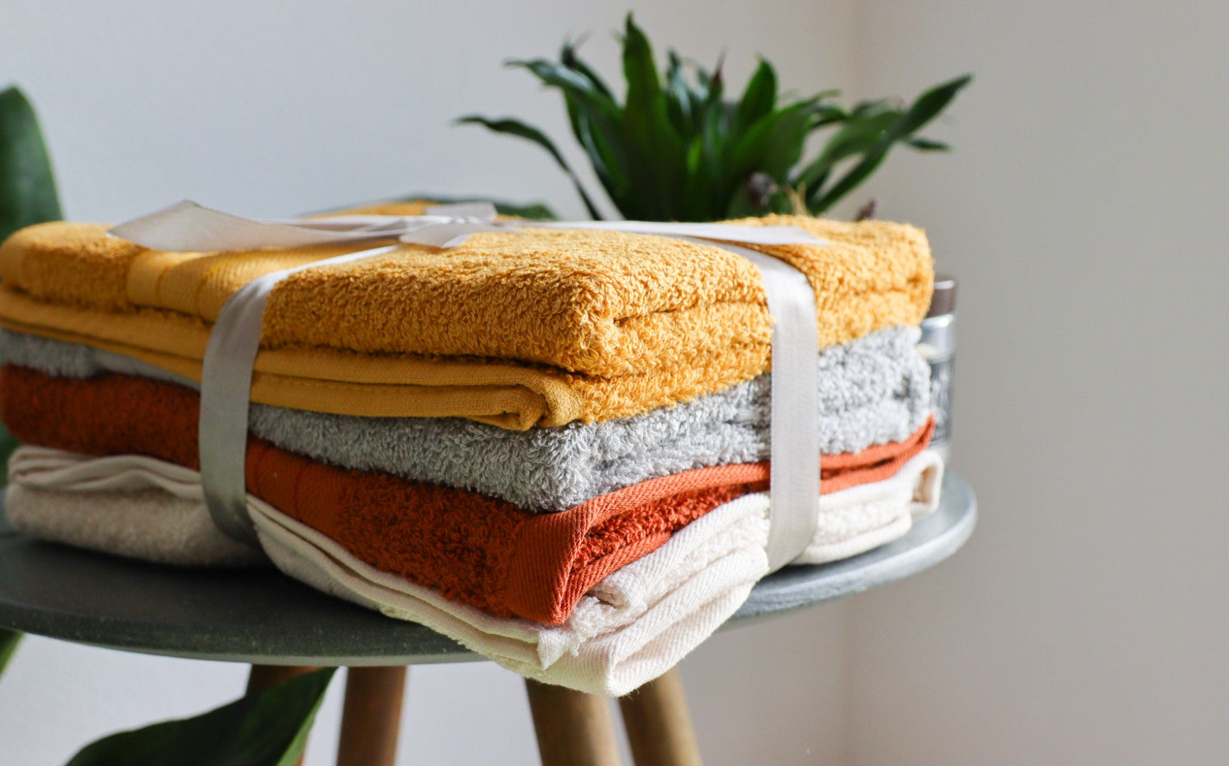 set di 4 asciugamani da bagno, 100 x 150 cm 100% cotone di lusso, con 2  bordi, beige - Così la tua casa diventa un'oasi di benessere